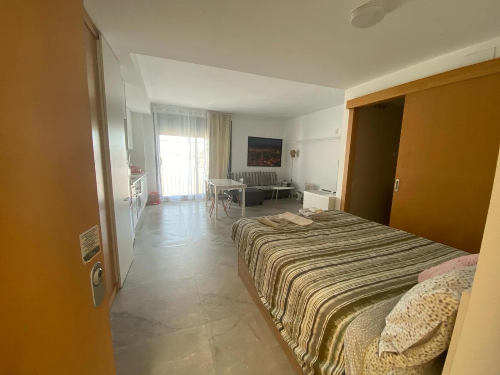 Modern Loft In Terrassa Leilighet Eksteriør bilde
